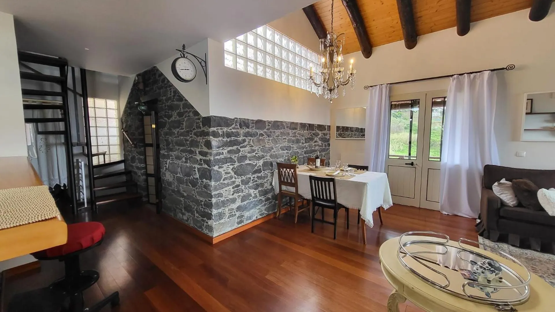 Boutique Chalet In Calheta Arco da Calheta